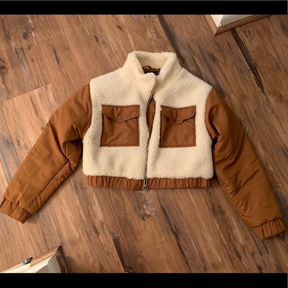 Colorblock Faux Shearling Jacket - Picture 3 of 4